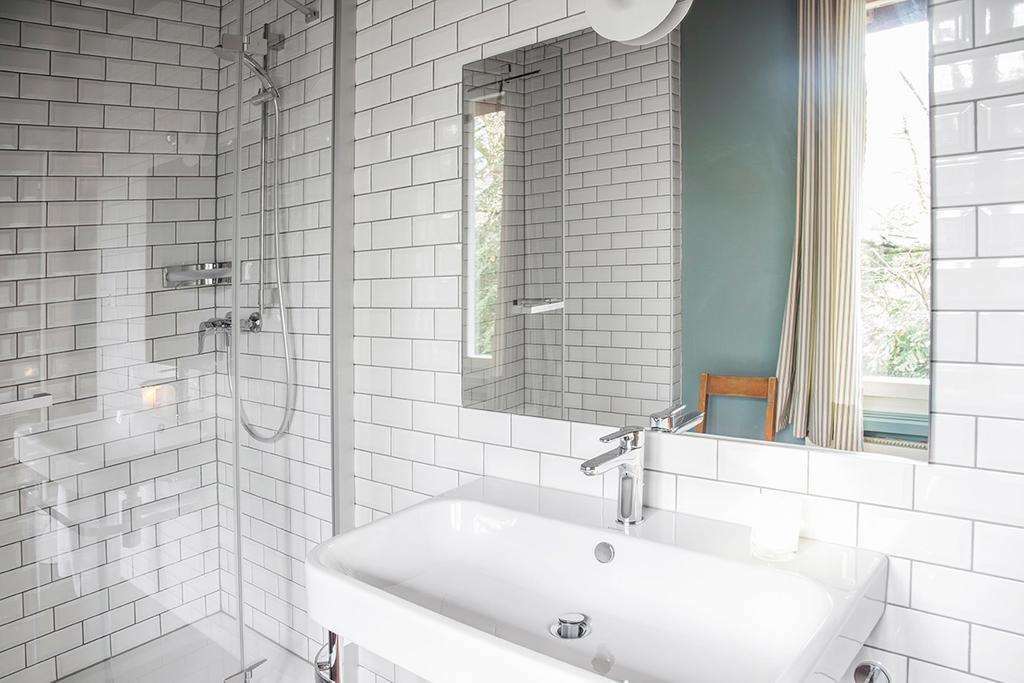 إنترلاكن Boutique B&B Maison Bergdorf الغرفة الصورة
