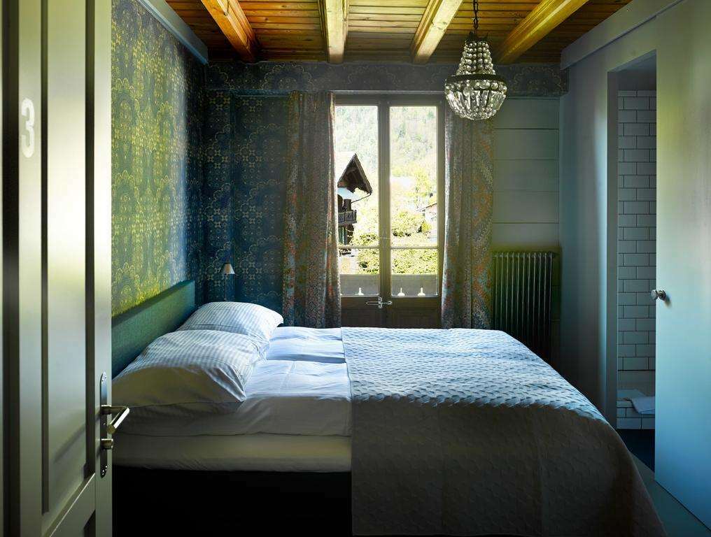 إنترلاكن Boutique B&B Maison Bergdorf الغرفة الصورة